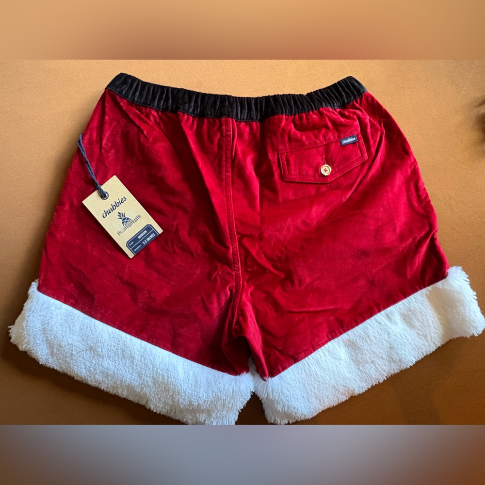 Chubbies Red and White Festive “Ol St. Nicks” Shorts, 5.5in inseam